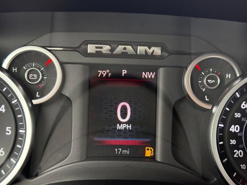 New 2026 RAM 1500 Express AWD/4WD image 16