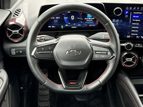 Used 2025 Chevrolet Blazer EV RS AWD/4WD image 22