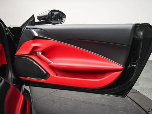 Used 2024 Ferrari Roma Spider image 52