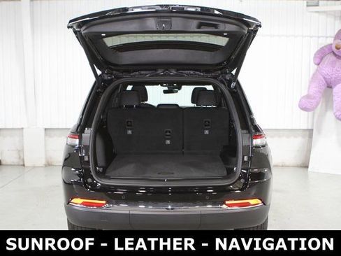 New 2025 Jeep Grand Cherokee Limited image 32