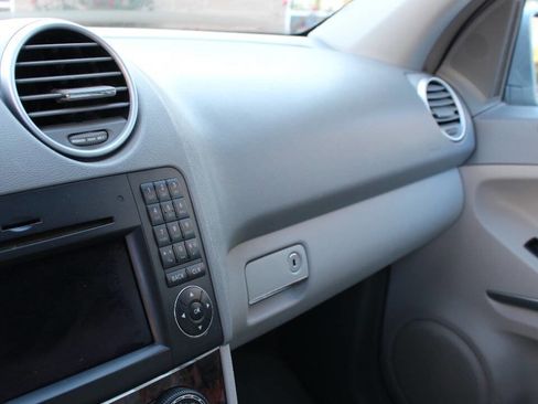 Used 2011 Mercedes-Benz ML 350 2WD image 19