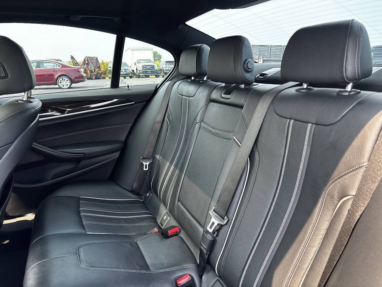 Used 2019 BMW 530i xDrive w/ Convenience Package AWD/4WD image 23