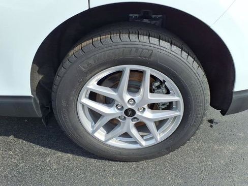 Certified 2024 Ford Edge SEL w/ Convenience Package AWD/4WD image 7