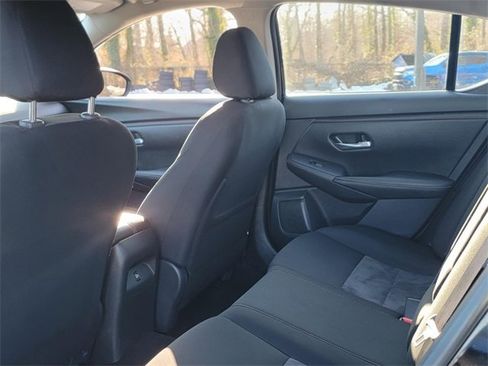 Used 2025 Nissan Sentra SR image 12