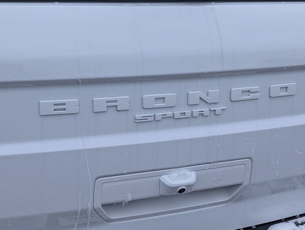 New 2025 Ford Bronco Sport Outer Banks w/ Sasquatch Outer Banks Package AWD/4WD image 12