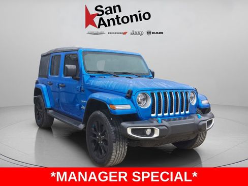 Certified 2022 Jeep Wrangler Unlimited Sahara image 2