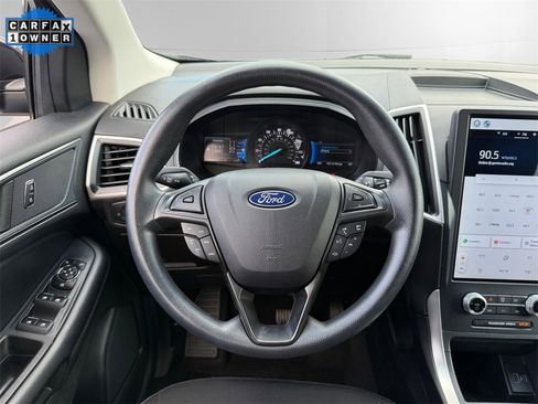 Used 2022 Ford Edge SE w/ Black Appearance Package image 13