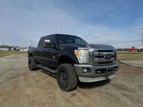 Used 2012 Ford F250 Lariat w/ Chrome Pkg AWD/4WD image 4