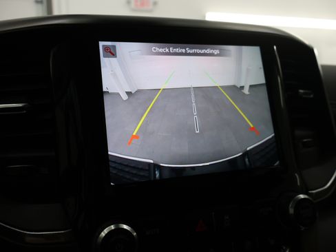 Used 2022 RAM 2500 Laramie AWD/4WD image 16