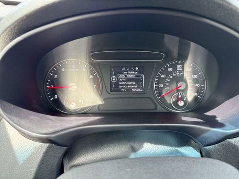 Used 2018 Kia Sorento AWD image 12