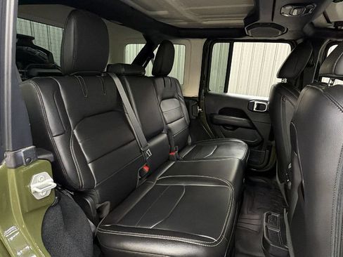 Used 2023 Jeep Wrangler Unlimited Sahara w/ Cold Weather Group AWD/4WD image 41