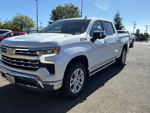 Used 2023 Chevrolet Silverado 1500 LTZ w/ Technology Package AWD/4WD image 1