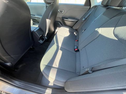 Used 2025 Kia K4 FWD image 27