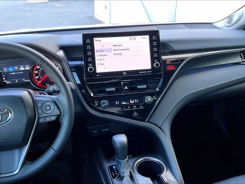 Used 2024 Toyota Camry XSE image 6