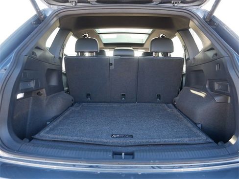 Certified 2024 Volkswagen Tiguan SE R-Line image 18