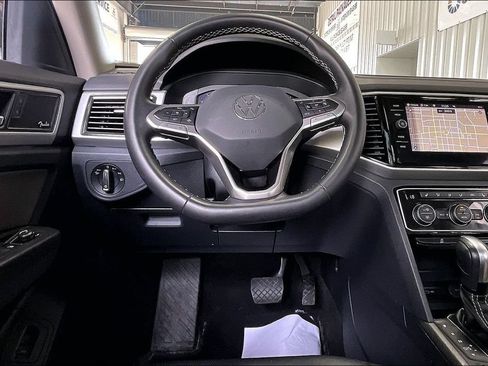 Used 2022 Volkswagen Atlas SEL AWD/4WD image 5