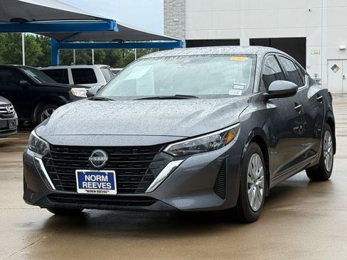 Used 2024 Nissan Sentra S FWD image 2