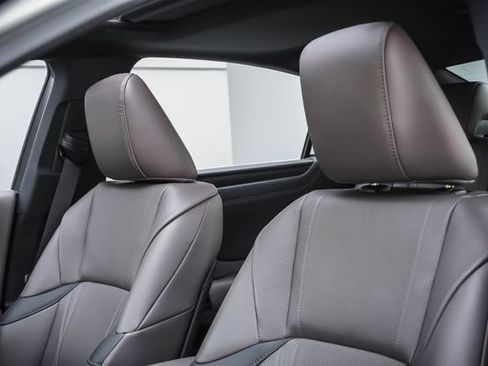 Certified 2025 Lexus ES 300h w/ Accessory Package (Z2) FWD image 10