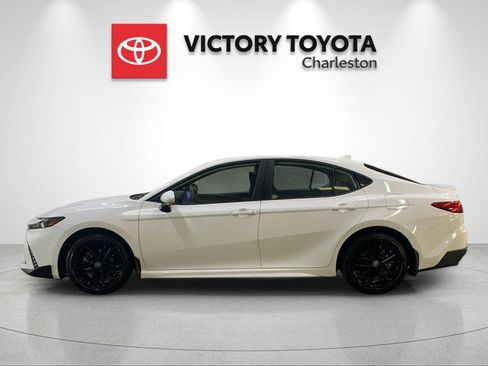 New 2026 Toyota Camry SE FWD image 2
