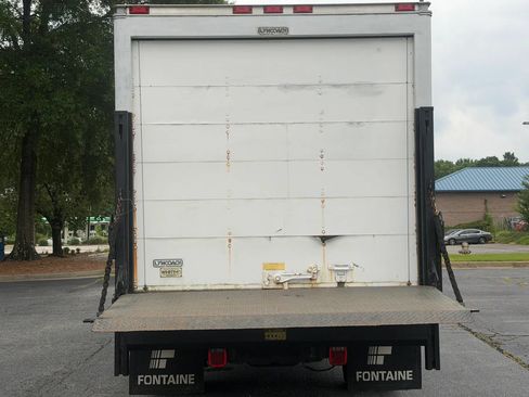 Used 2014 RAM 4500 Tradesman RWD image 33