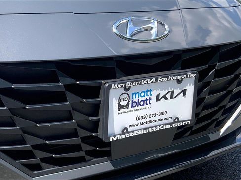 Used 2023 Hyundai Elantra SEL w/ Convenience Package FWD image 31