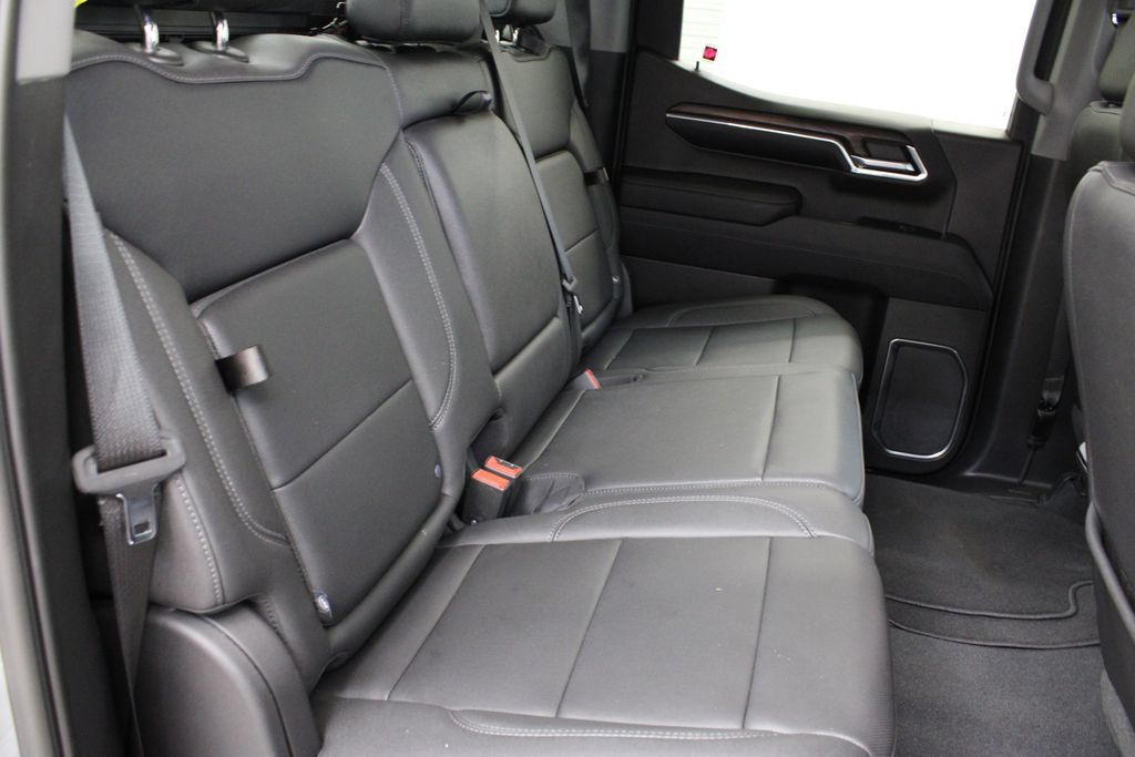 Used 2023 GMC Sierra 1500 SLT w/ SLT Premium Plus Package AWD/4WD image 20
