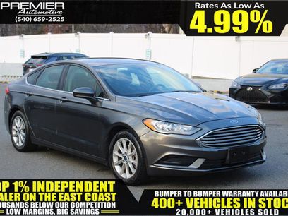 Used 2017 Ford Fusion SE w/ Fusion SE Technology Package