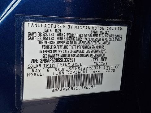 Certified 2025 Nissan Kicks SV image 28