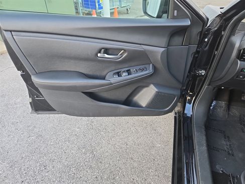 Certified 2024 Nissan Sentra SV image 11