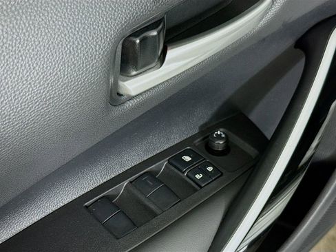 Used 2026 Toyota Corolla XSE FWD image 12