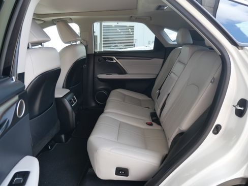 Used 2020 Lexus RX 350 FWD w/ Luxury Package image 12