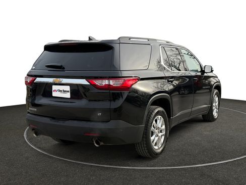 Used 2020 Chevrolet Traverse LT image 6