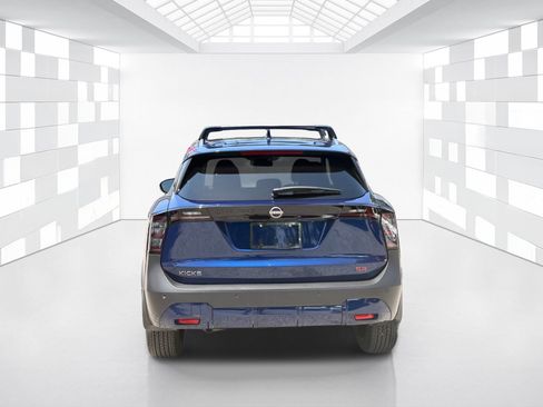 Certified 2025 Nissan Kicks SR FWD image 6