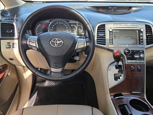 Used 2012 Toyota Venza Limited FWD image 14