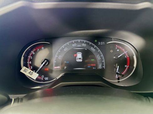 New 2025 Toyota RAV4 XLE image 12