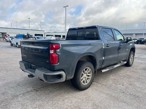 Used 2021 Chevrolet Silverado 1500 LT image 3