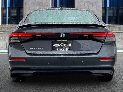 Used 2023 Honda Accord EX image 4