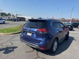Used 2020 Nissan Rogue SV image 5