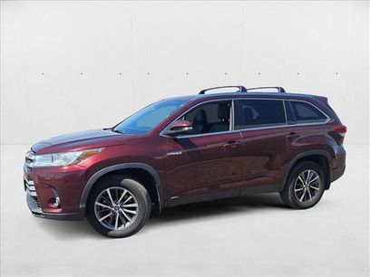 Used 2019 Toyota Highlander XLE