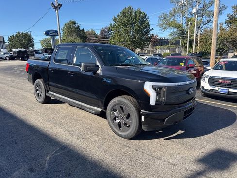 New 2025 Ford F150 Lightning Flash image 3