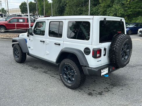 Used 2023 Jeep Wrangler Unlimited w/ Sun & Screen Package AWD/4WD image 3