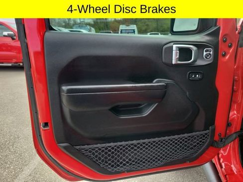 Used 2020 Jeep Gladiator Rubicon w/ LED Lighting Group AWD/4WD image 19