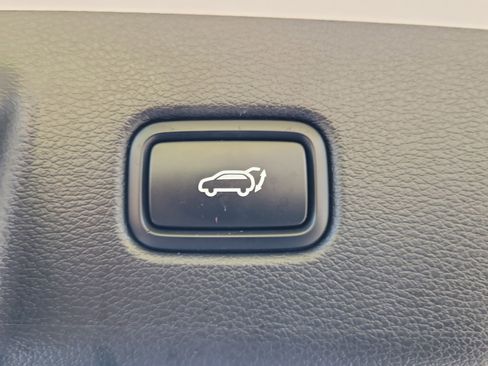 Used 2022 Kia Telluride EX w/ EX Premium Package image 10