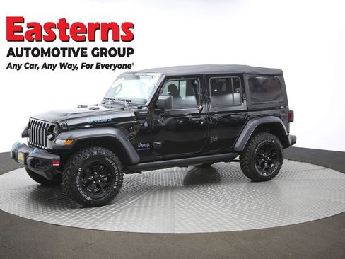 Used 2023 Jeep Wrangler Unlimited w/ Cold Weather Group AWD/4WD image 59
