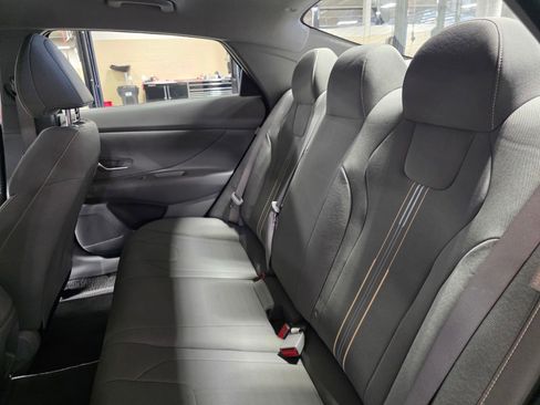 Certified 2025 Hyundai Elantra Sport FWD image 14