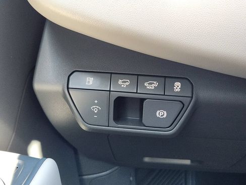 Certified 2024 Kia EV9 Wind AWD/4WD image 31