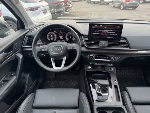 Certified 2025 Audi Q5 2.0T Premium Plus w/ Premium Plus Package image 12