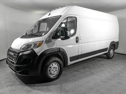 Used 2023 RAM ProMaster 2500 FWD image 2