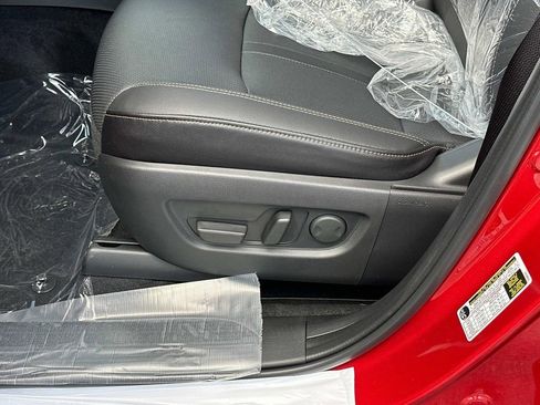 New 2025 MAZDA CX-70 Plug-In Hybrid w/ Premium Pkg image 18