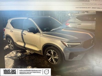 Used 2023 Volvo XC40 B5 Plus w/ Climate Package